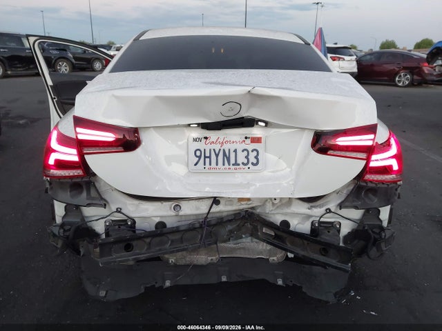 2021 MERCEDES-BENZ A 220 19