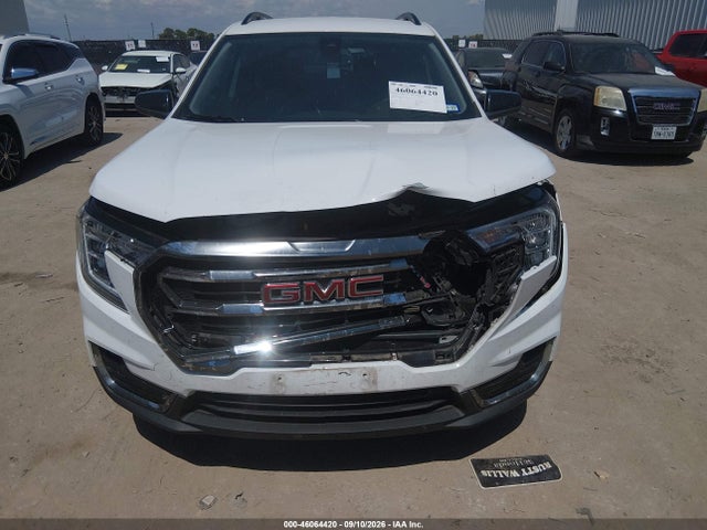 2022 GMC TERRAIN AWD AT4 6