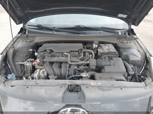 2022 HYUNDAI ELANTRA SEL 10