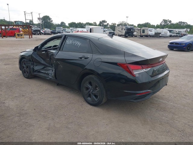2022 HYUNDAI ELANTRA SEL 3