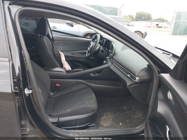 2022 HYUNDAI ELANTRA SEL 5