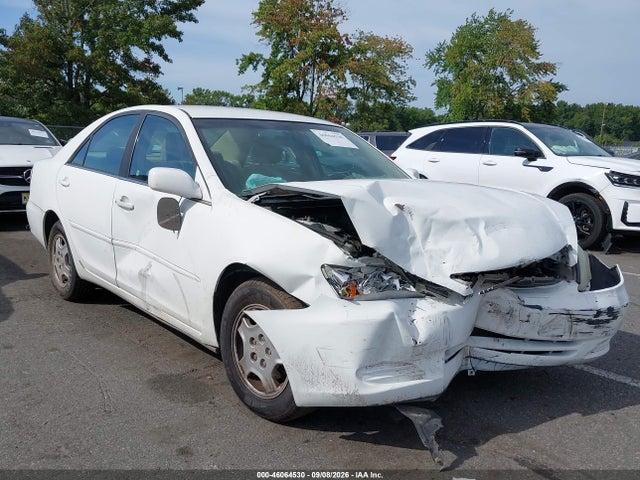 2003 TOYOTA CAMRY LE V6