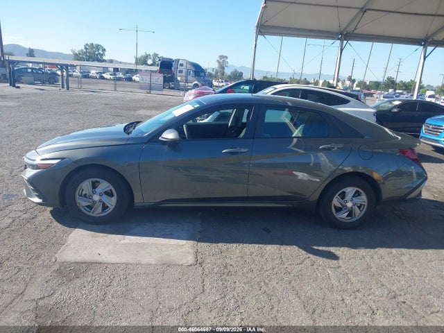 2025 HYUNDAI ELANTRA SE 14