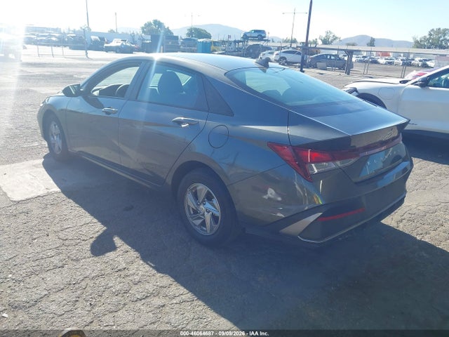2025 HYUNDAI ELANTRA SE 3