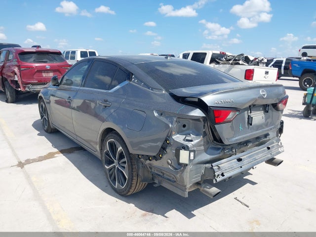 2023 NISSAN ALTIMA SR FWD 3