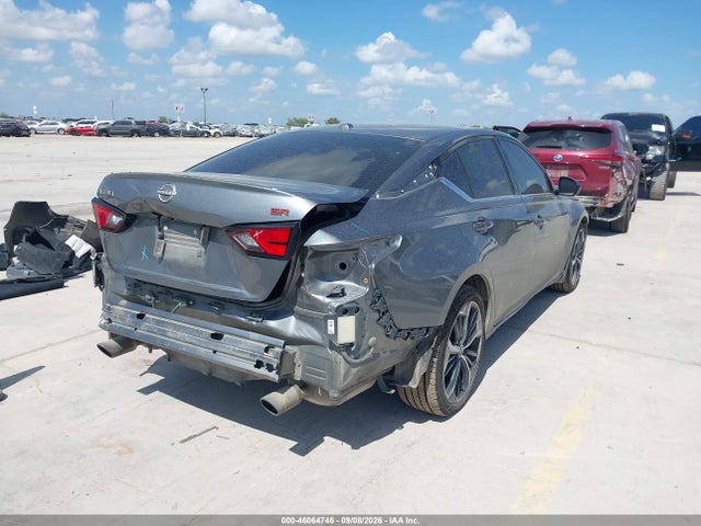 2023 NISSAN ALTIMA SR FWD 4