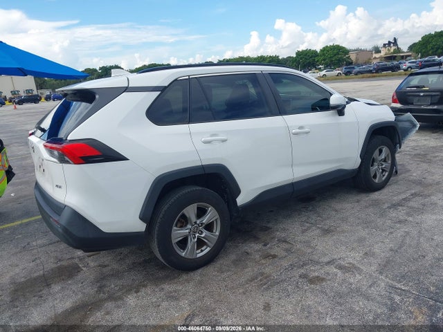 2023 TOYOTA RAV4 XLE 4