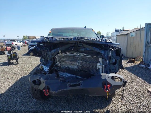 2022 GMC SIERRA 2500HD 4WD STANDARD BED AT4 6