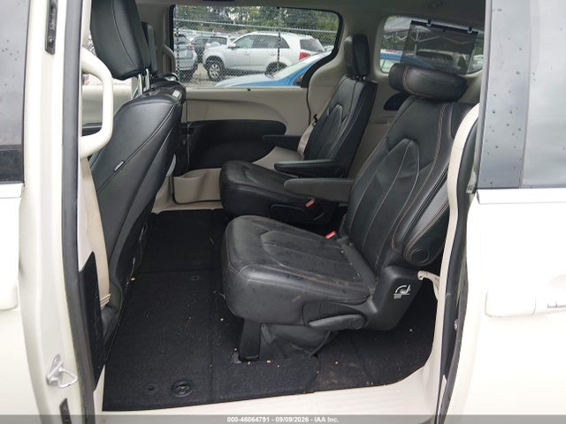 2017 CHRYSLER PACIFICA TOURING-L PLUS 8