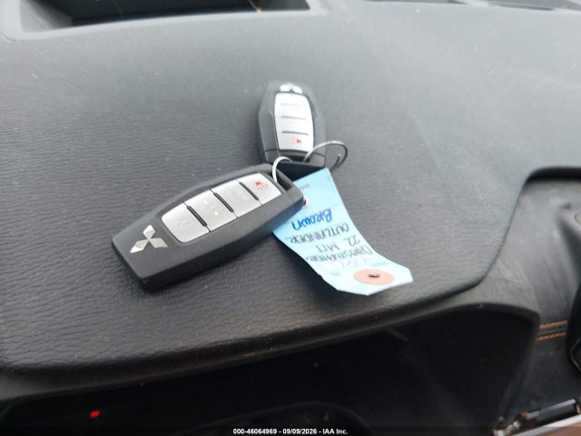2022 MITSUBISHI OUTLANDER SEL 2.5 S-AWC/SEL LAUNCH EDITION S-AWC/SEL SPECIAL EDITION S-AWC 11