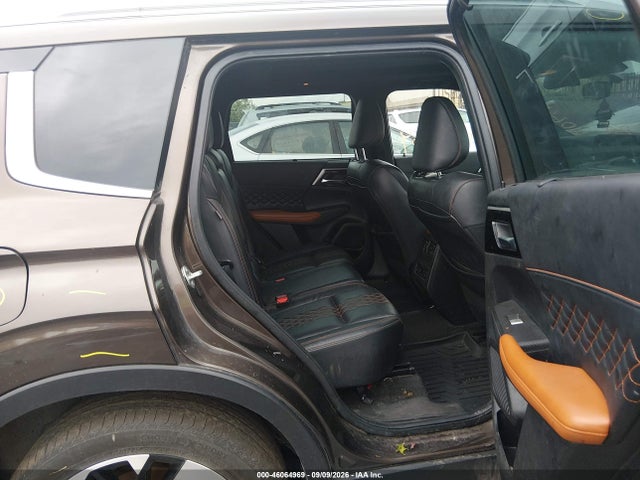 2022 MITSUBISHI OUTLANDER SEL 2.5 S-AWC/SEL LAUNCH EDITION S-AWC/SEL SPECIAL EDITION S-AWC 8