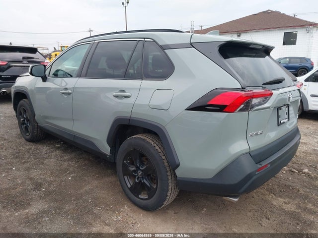 2022 TOYOTA RAV4 XLE 3