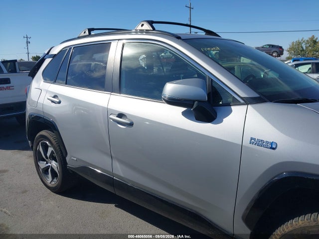 2021 TOYOTA RAV4 PRIME SE 13