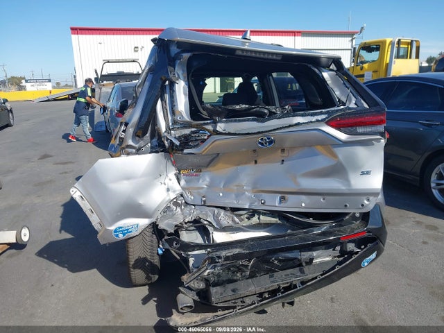2021 TOYOTA RAV4 PRIME SE 6