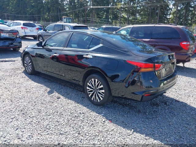 2023 NISSAN ALTIMA SV INTELLIGENT AWD 3