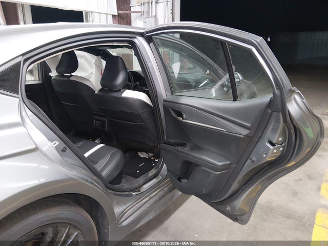2026 TOYOTA CAMRY SE 8