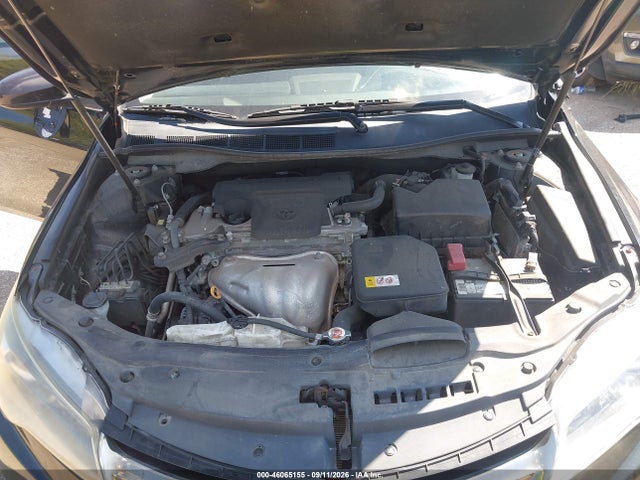 2017 TOYOTA CAMRY SE 10
