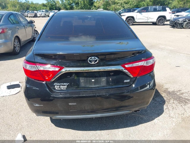 2017 TOYOTA CAMRY SE 15