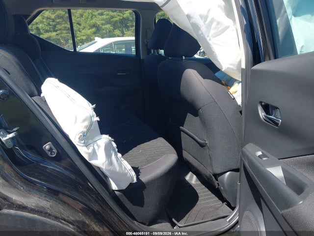 2021 NISSAN KICKS SV XTRONIC CVT 8