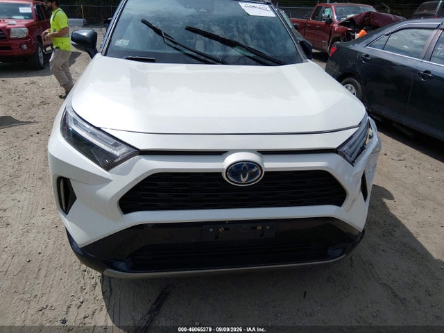 2022 TOYOTA RAV4 HYBRID XSE 11