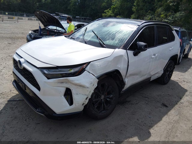 2022 TOYOTA RAV4 HYBRID XSE 2