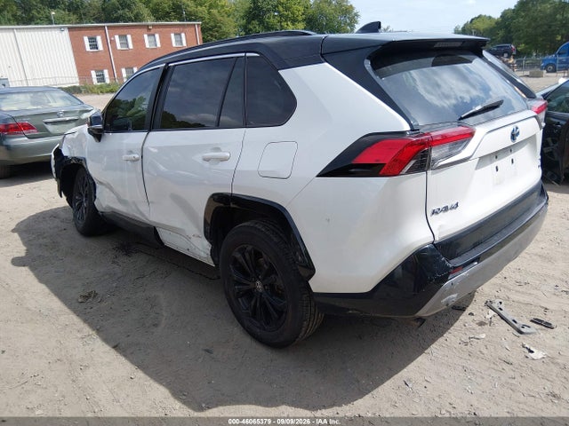 2022 TOYOTA RAV4 HYBRID XSE 3