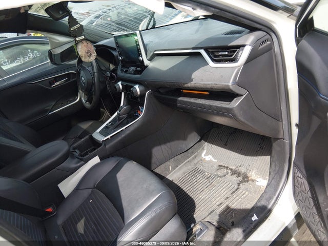 2022 TOYOTA RAV4 HYBRID XSE 5