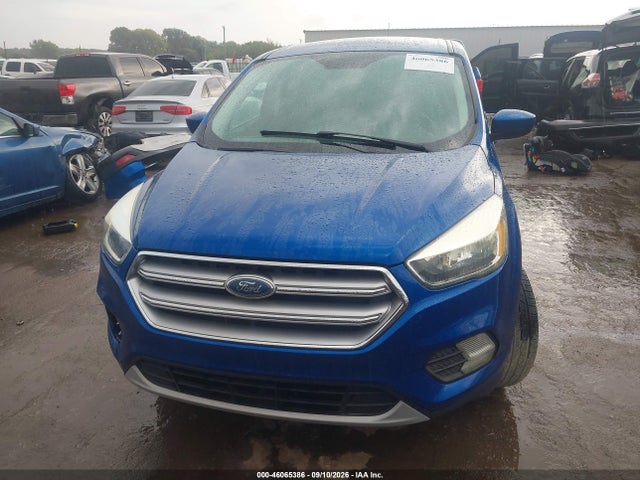 2017 FORD ESCAPE SE 13