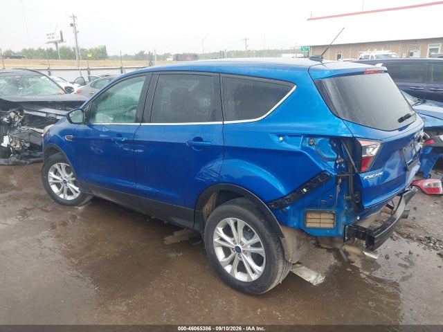 2017 FORD ESCAPE SE 15