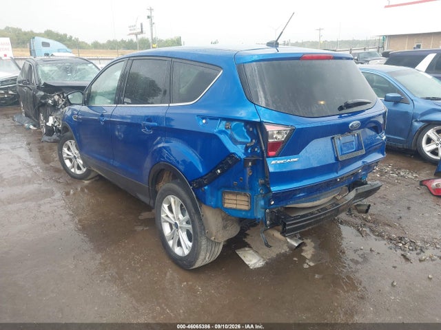 2017 FORD ESCAPE SE 3