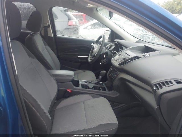 2017 FORD ESCAPE SE 5