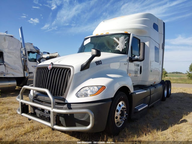 2021 INTERNATIONAL LT 2