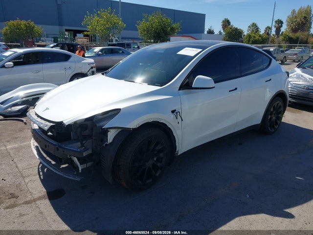 2023 TESLA MODEL Y AWD/LONG RANGE DUAL MOTOR ALL-WHEEL DRIVE 2