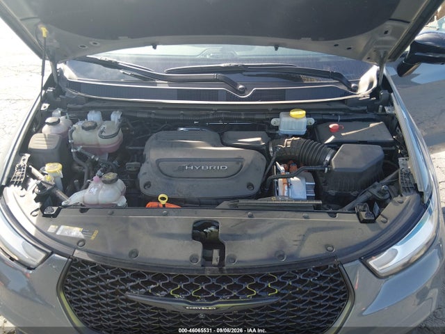 2023 CHRYSLER PACIFICA HYBRID LIMITED 10