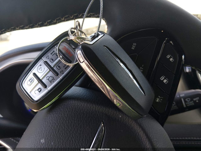 2023 CHRYSLER PACIFICA HYBRID LIMITED 11