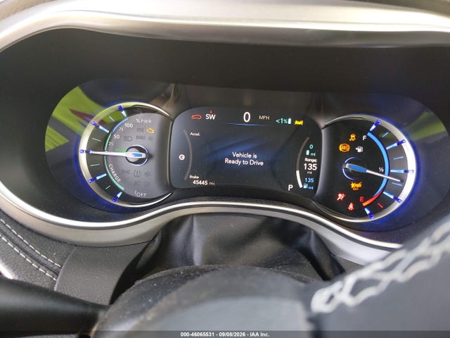 2023 CHRYSLER PACIFICA HYBRID LIMITED 7