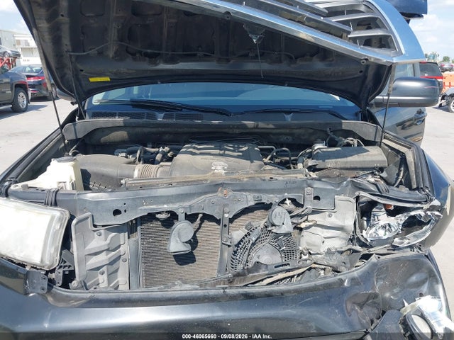 2017 TOYOTA SEQUOIA SR5 10