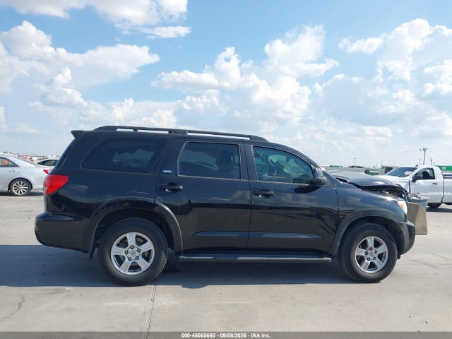 2017 TOYOTA SEQUOIA SR5 13