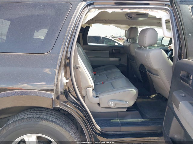 2017 TOYOTA SEQUOIA SR5 8