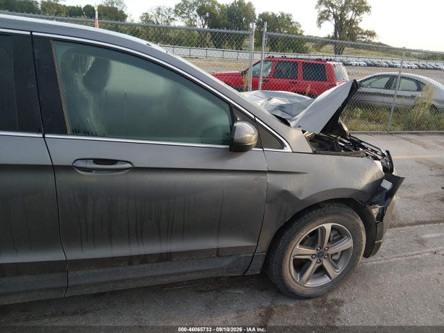 2022 FORD EDGE SEL 19