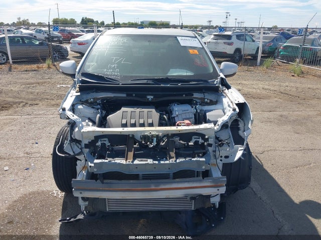 2018 MITSUBISHI ECLIPSE CROSS ES 12