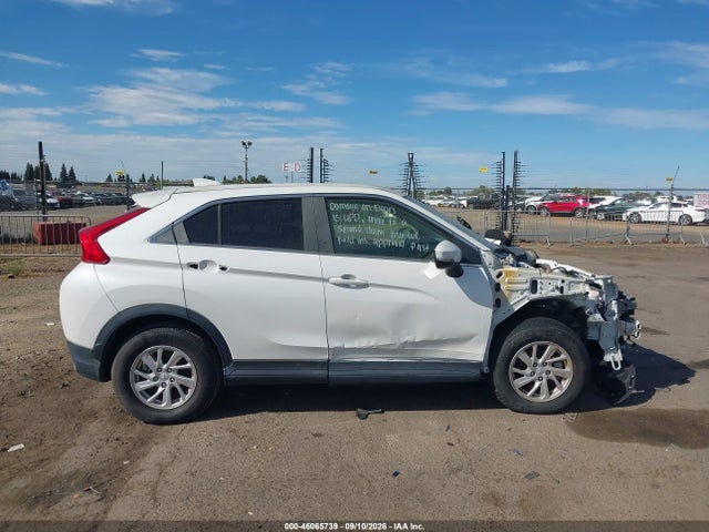 2018 MITSUBISHI ECLIPSE CROSS ES 13