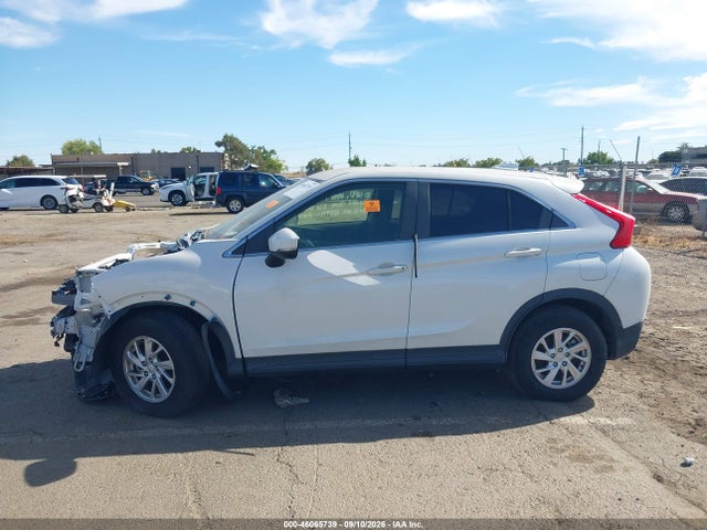 2018 MITSUBISHI ECLIPSE CROSS ES 14