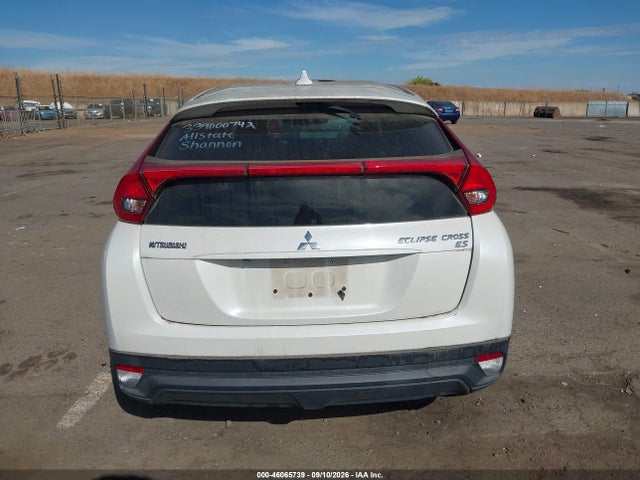 2018 MITSUBISHI ECLIPSE CROSS ES 16