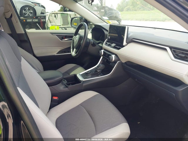 2023 TOYOTA RAV4 HYBRID XLE 5