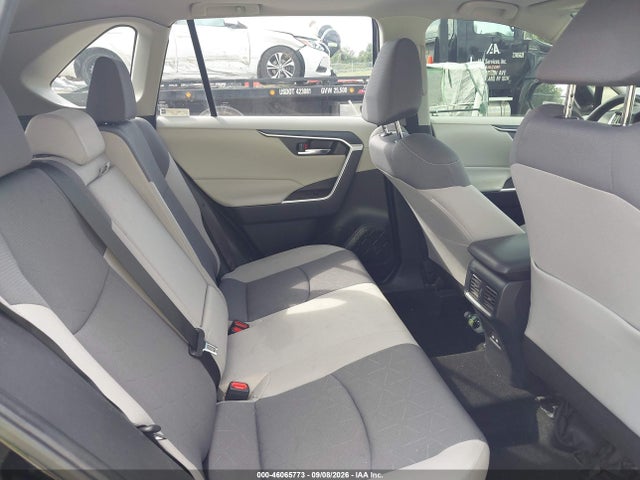 2023 TOYOTA RAV4 HYBRID XLE 8