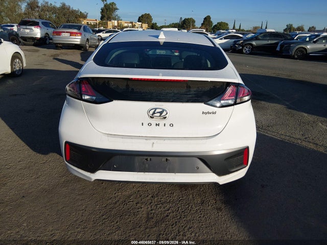 2021 HYUNDAI IONIQ HYBRID LIMITED 17