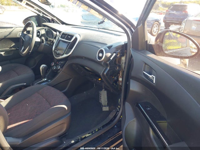 2018 CHEVROLET SONIC LT AUTO 5