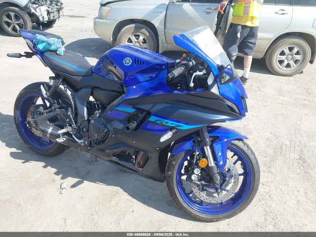 2024 YAMAHA YZF 