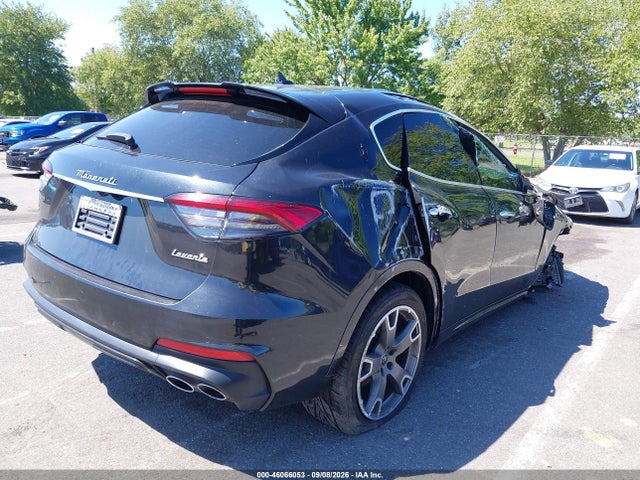 2023 MASERATI LEVANTE MODENA 4